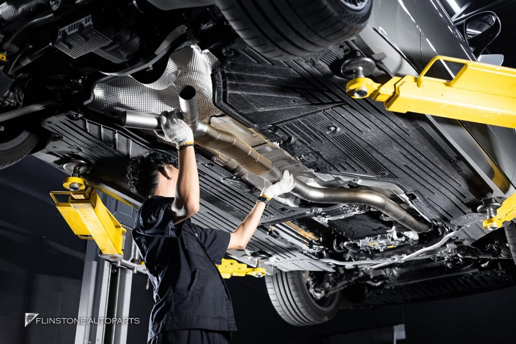 Mercedes-Benz C236 CLE-Class Coupe เต็มระบบชุดท่อ IPE ที่มาพร้อม Downpipe
