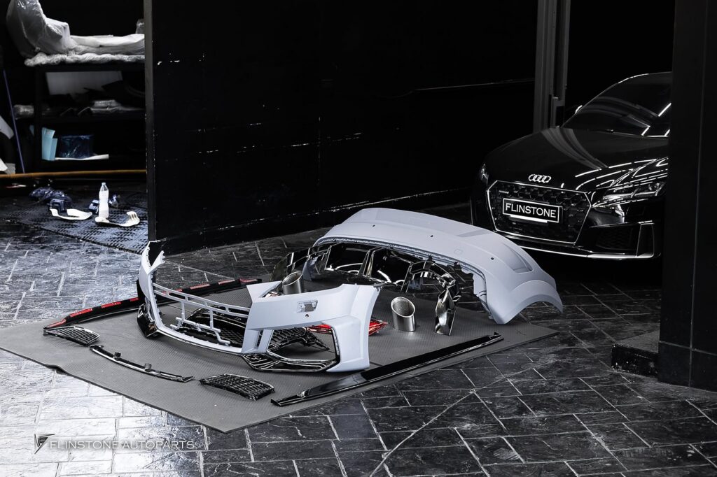 เข้าใหม่สำหรับ AUDI TT MK3 ที่เตรียมติดตั้งชุดแต่ง TTRS