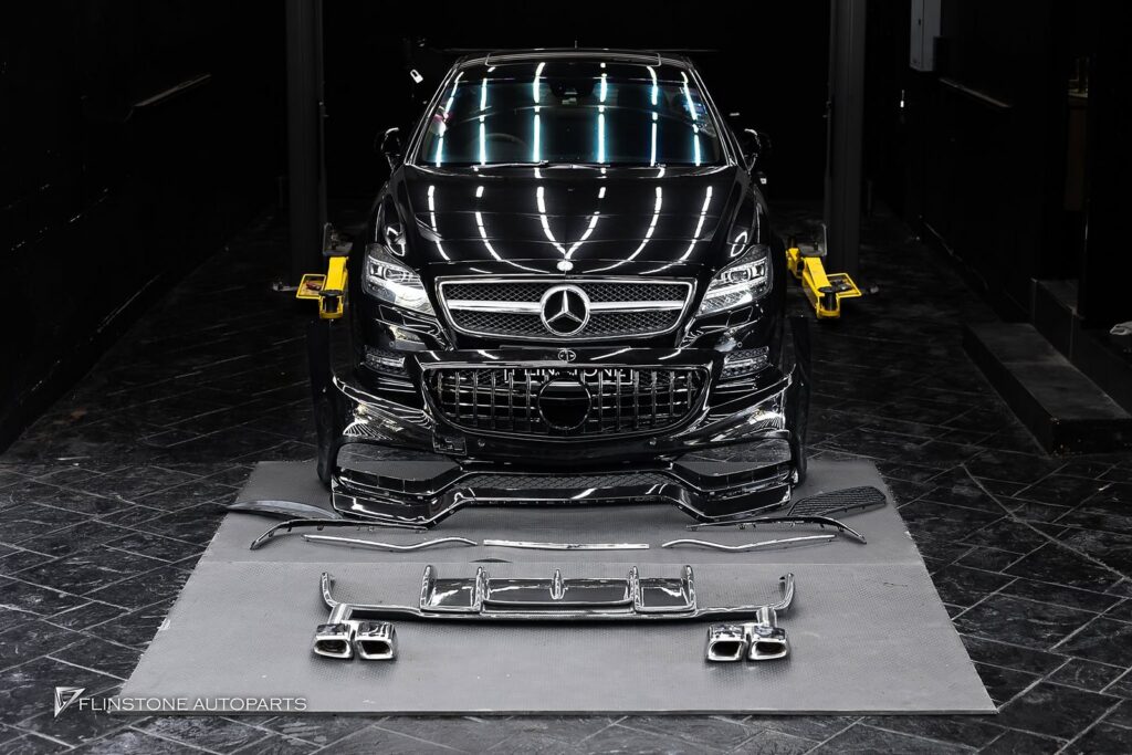 Mercedes-Benz W218 CLS-Class Coupe CLS63 AMG Facelift Style Front Bumper + GT Panamericana
