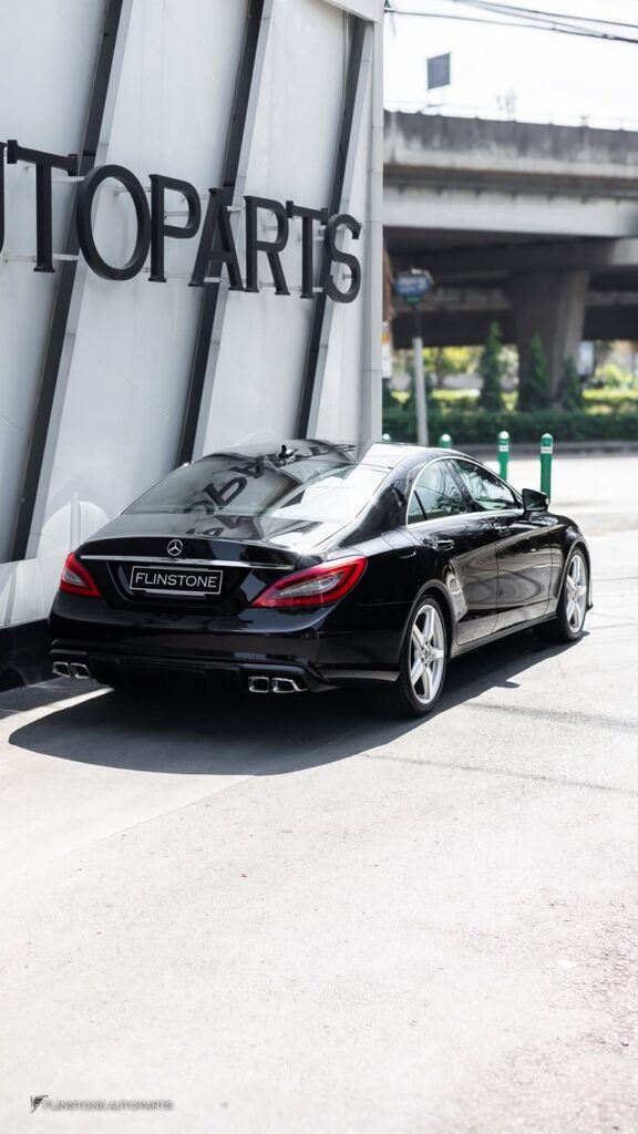 Mercedes-Benz W218 CLS-Class Coupe CLS63 AMG Facelift Style Front Bumper + GT Panamericana