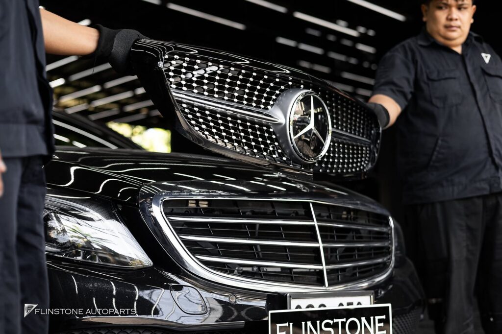 Mercedes-Benz กระจังหน้า Diamond สำหรับ W205 C-Class