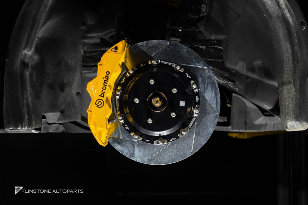 TOYOTA ALPHARD 40 Brake Kit installation Custom BREMBO GT yellow with