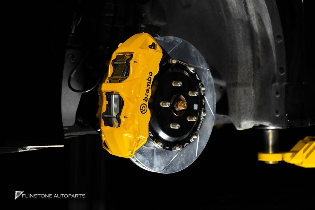 TOYOTA ALPHARD 40 Brake Kit installation Custom BREMBO GT yellow with