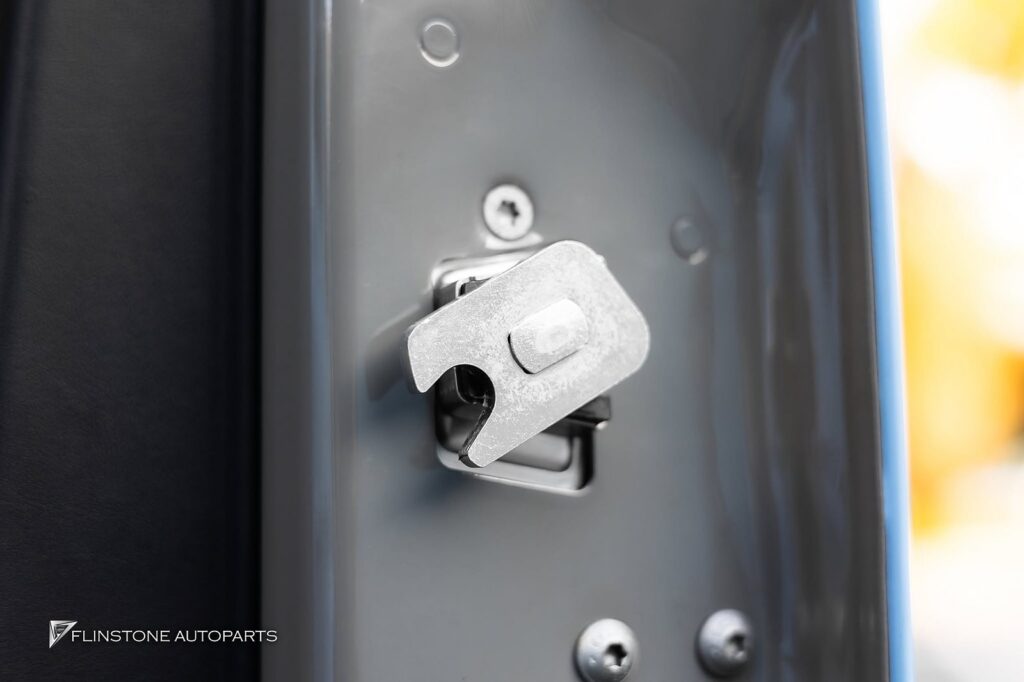 Mercedes-Benz W464 G-Class Softclose Function
