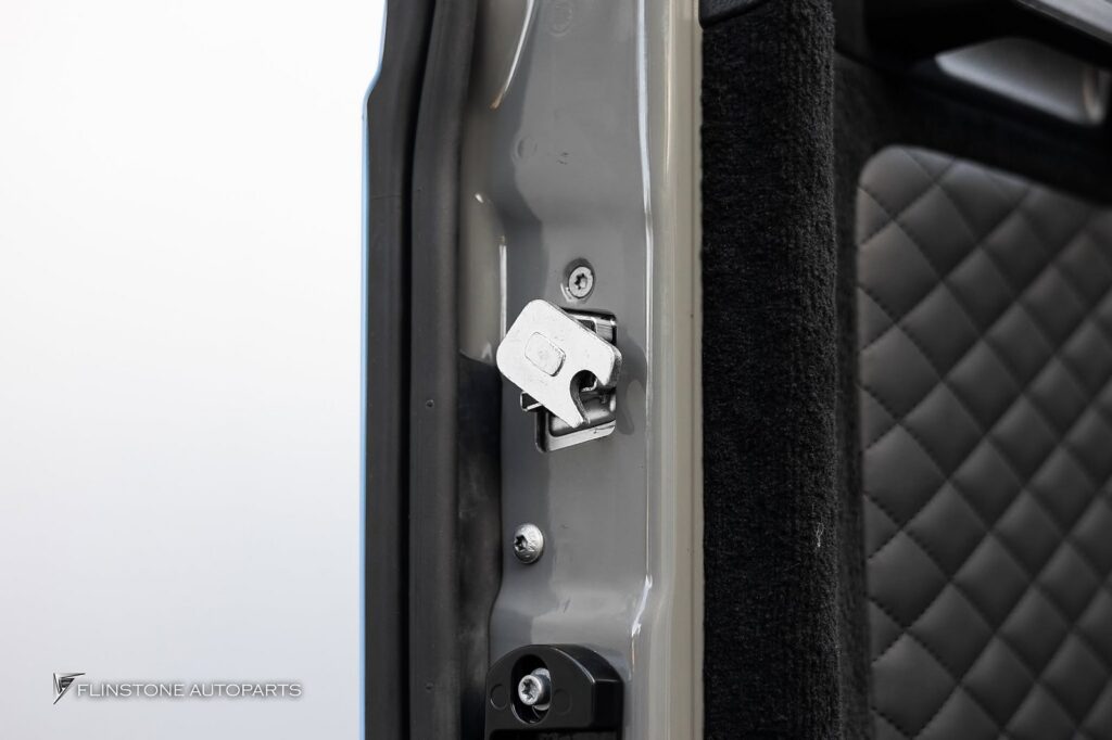 Mercedes-Benz W464 G-Class Softclose Function