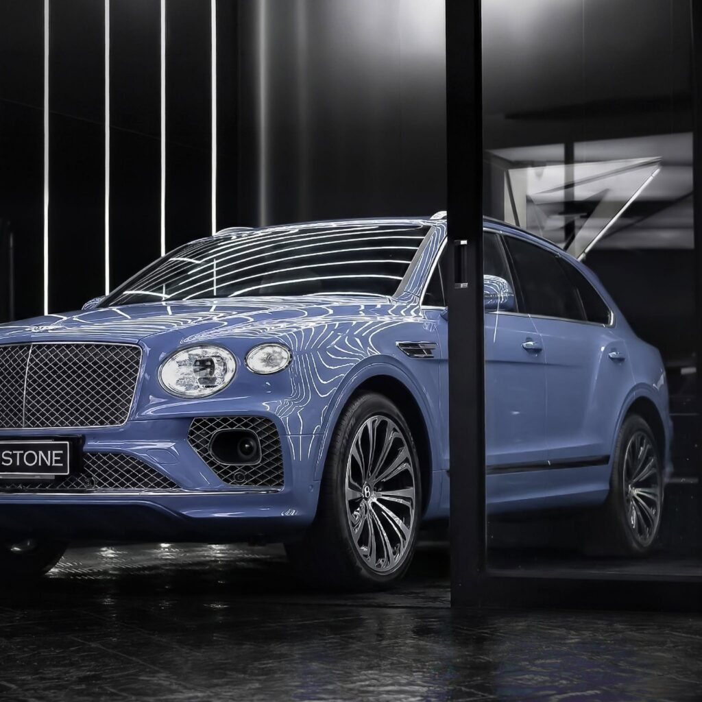 FLINSTONE AUTO DETAILING BENTLEY Bentayga เลือกติดตั้งฟิล์มสีกันรอยจาก DRESDENPROTECTION