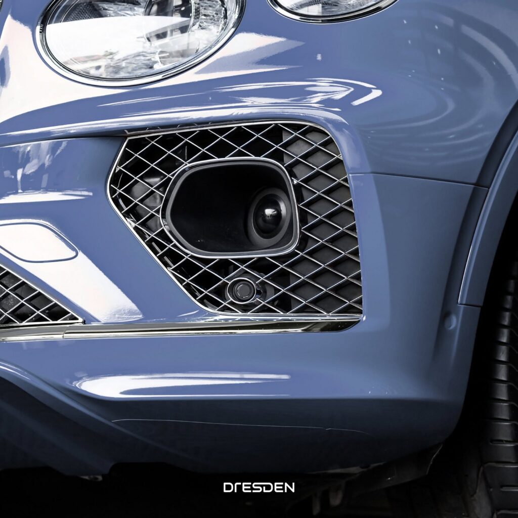 FLINSTONE AUTO DETAILING BENTLEY Bentayga เลือกติดตั้งฟิล์มสีกันรอยจาก DRESDENPROTECTION