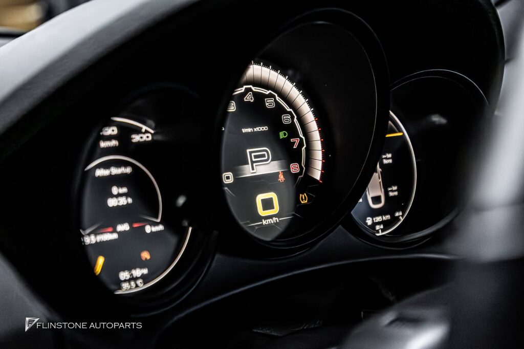 PORSCHE 718 Cayman – Boxster