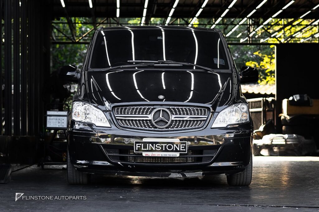Mercedes-Benz W639 Vito Diamond Front Grille