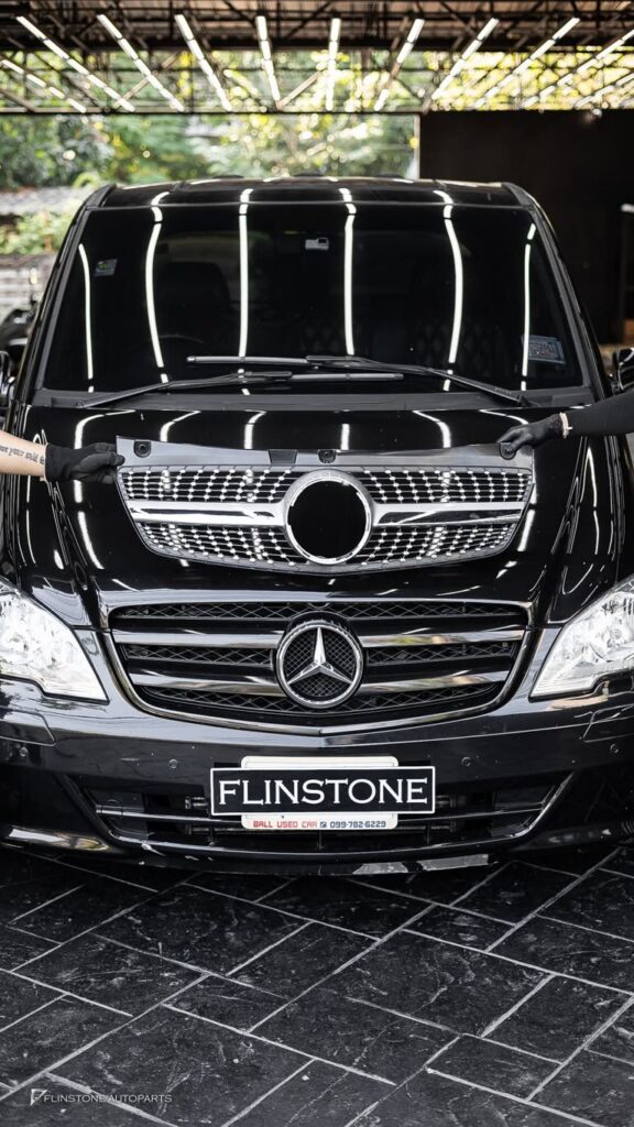 Mercedes-Benz W639 Vito Diamond Front Grille