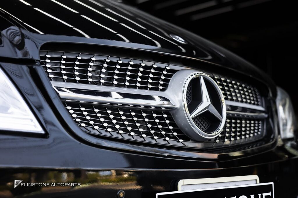 Mercedes-Benz W639 Vito Diamond Front Grille