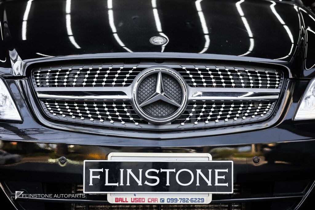 Mercedes-Benz W639 Vito Diamond Front Grille