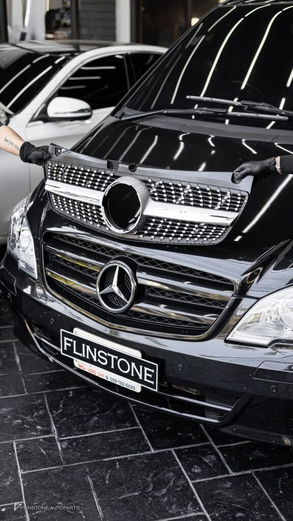 Mercedes-Benz W639 Vito Diamond Front Grille