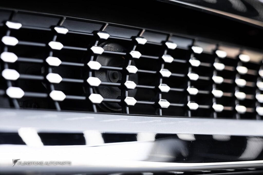 Mercedes-Benz W639 Vito Diamond Front Grille
