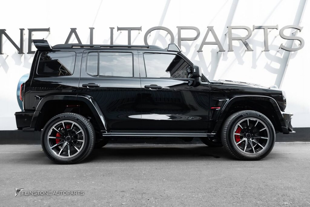 seeing how good it looks GWM TANK300 this car is no ordinary one