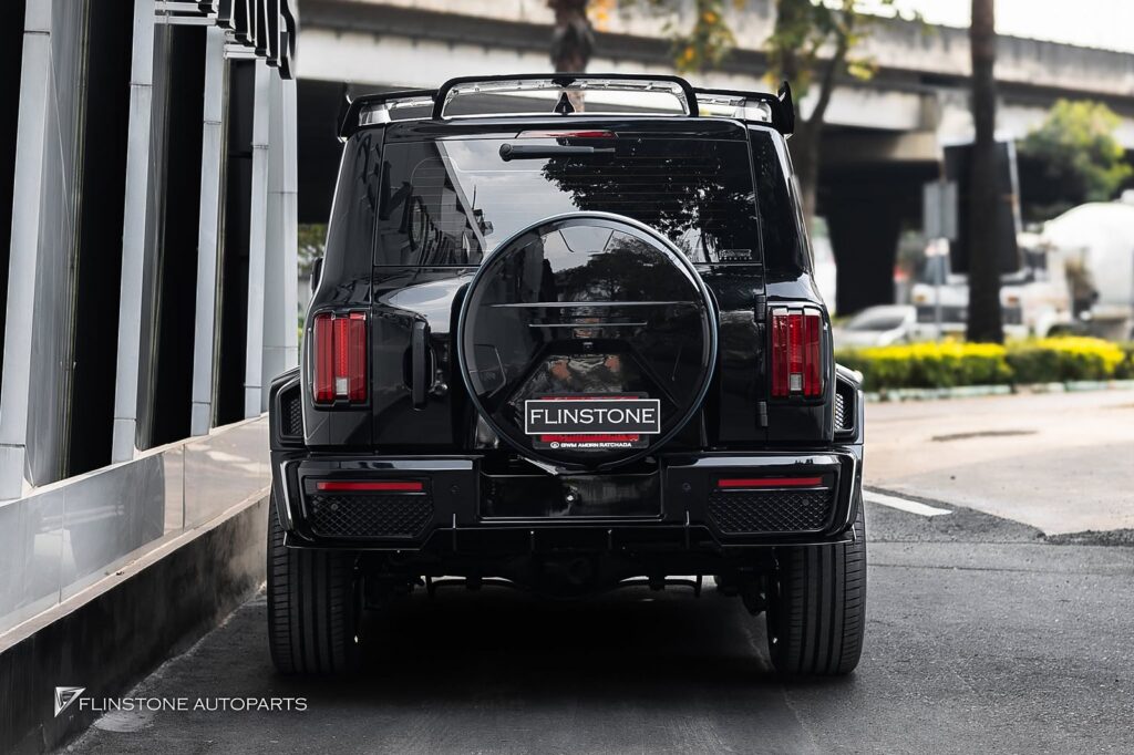 seeing how good it looks GWM TANK300 this car is no ordinary one