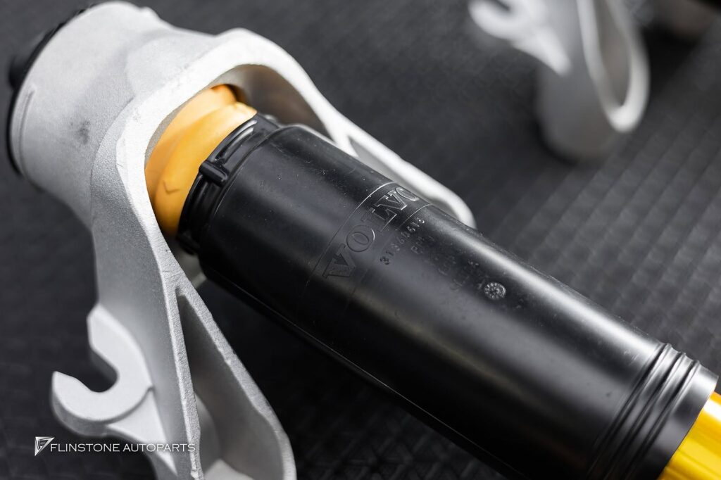 VOLVO The Ultimate Handling: suspension taken to the limit with the legend Ohlins G