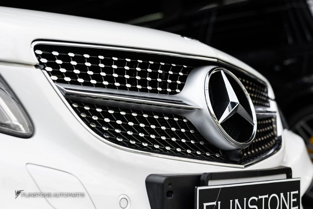 Mercedes-Benz W207 E-Class Coupe Diamond Front Grille