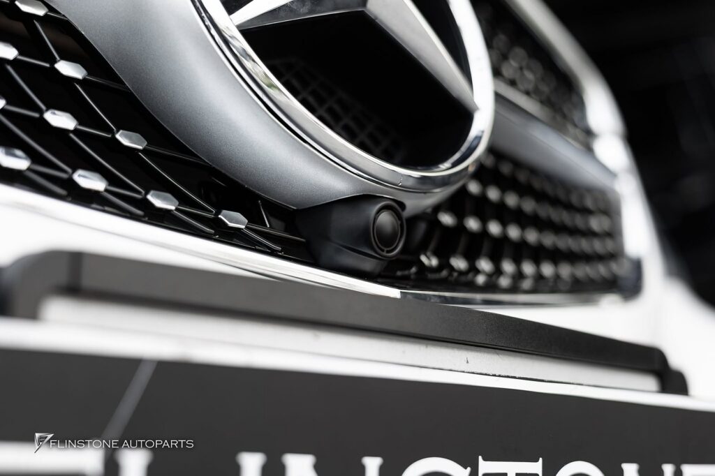 Mercedes-Benz W207 E-Class Coupe Diamond Front Grille