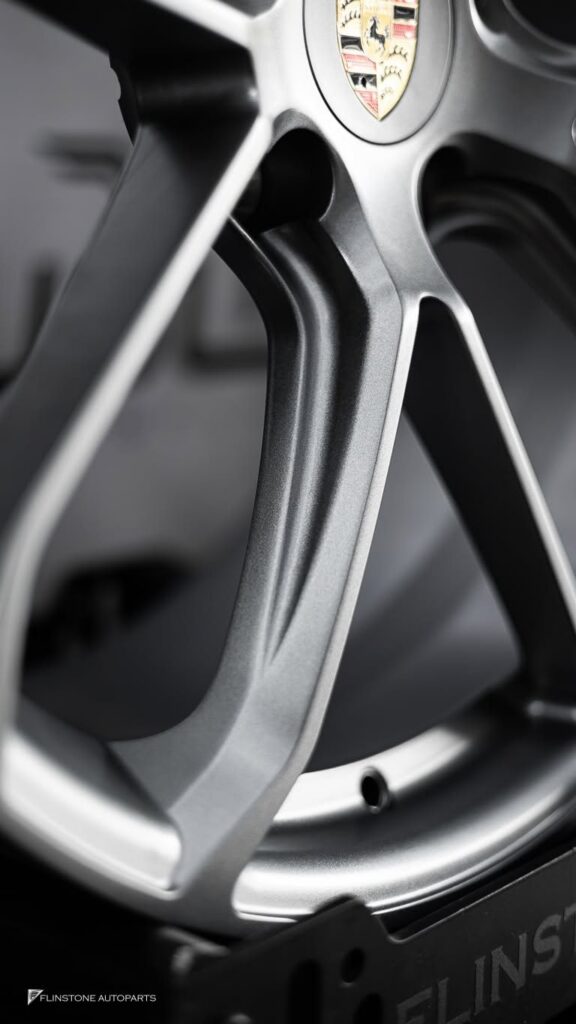 PORSCHE Cayenne 9Y0.2 USUS Forged Wheel [Custom] + USUS Autoclave Carbon Fiber Trunk S
