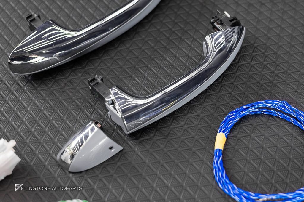 Mercedes-Benz W205 C205 C-Class 2024 ระบบตรงรุ่น: ติดตั้งเข้ากับตำแหน่งเดิมของรถได้เนียนสนิท