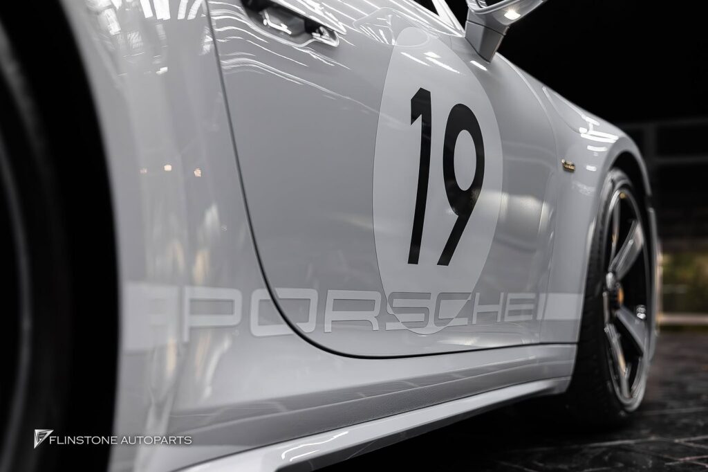PORSCHE 911 Sport Classic (992) the manual-gearbox performance model built in only 1