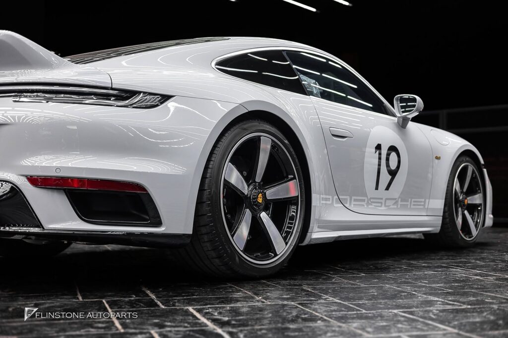 PORSCHE 911 Sport Classic (992) the manual-gearbox performance model built in only 1