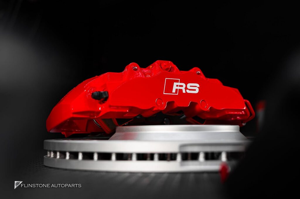 AUDI TT 2024+ ระยะเบรคสั้นลงอย่างเห็นได้ชัด: ด้วยจำนวนพอร์ตที่มากขึ้นและขนาดจา