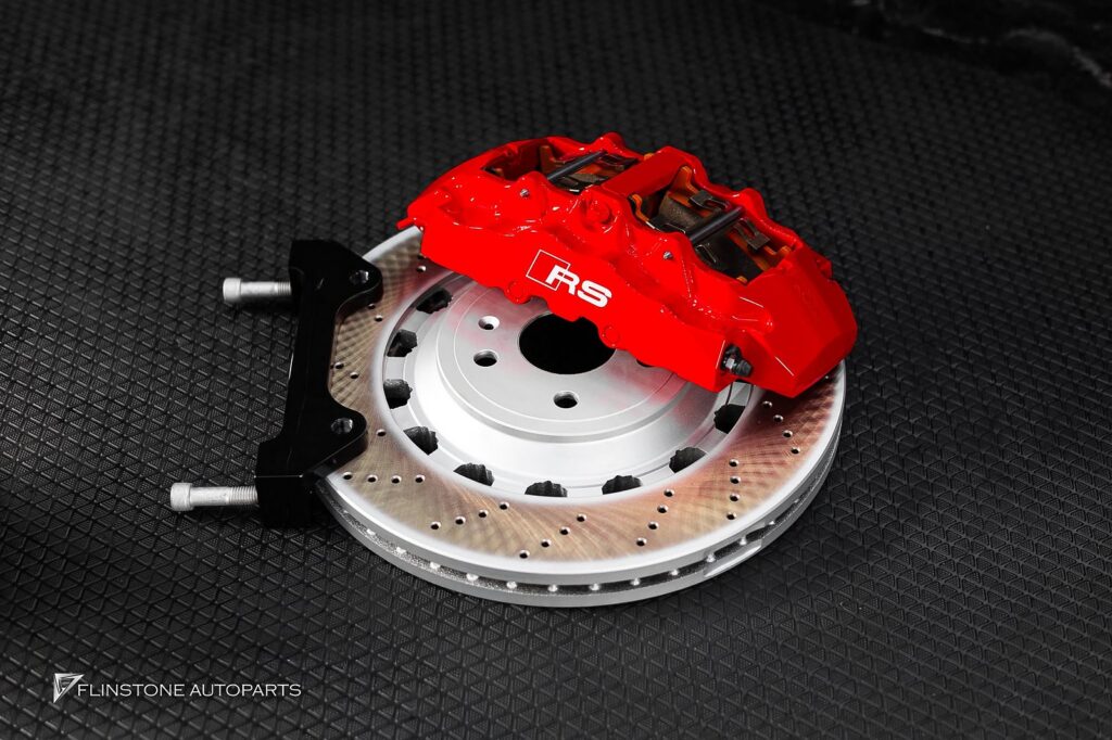 AUDI TT 2024+ ระยะเบรคสั้นลงอย่างเห็นได้ชัด: ด้วยจำนวนพอร์ตที่มากขึ้นและขนาดจา