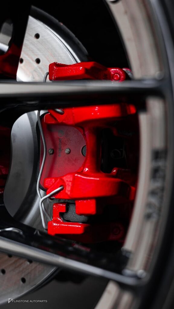 AUDI TT 2024+ ระยะเบรคสั้นลงอย่างเห็นได้ชัด: ด้วยจำนวนพอร์ตที่มากขึ้นและขนาดจา