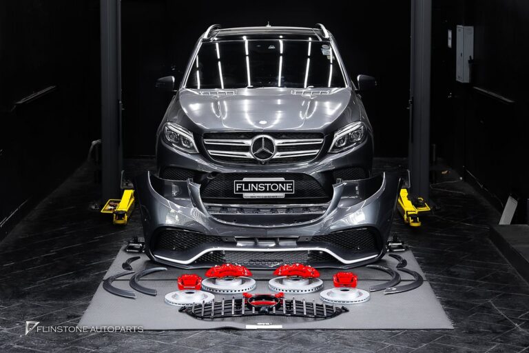 Mercedes-Benz GLE-Class getting ready to fit the body kit GLE63 AMG with a red brake kit A