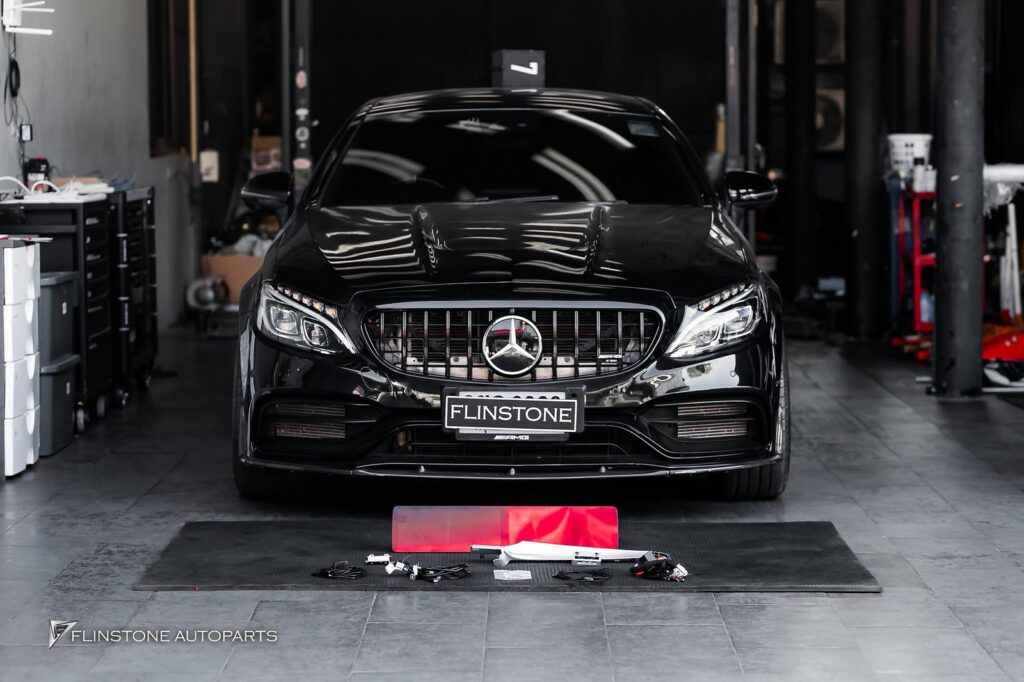 Mercedes-Benz W205 C205 C-Class 2024 fits both C-Class and GLC-Class + independent on each side: