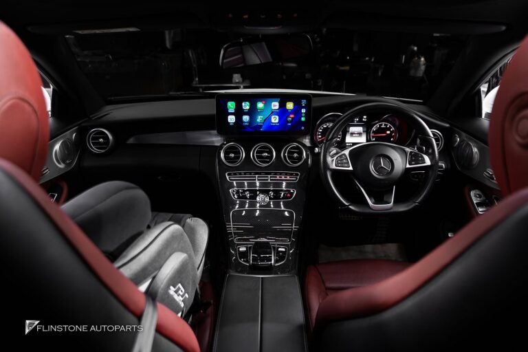 Mercedes-Benz W205 C205 C-Class 2024 เติมเต็มความบันเทิงแบบไร้ขีดจำกัด: