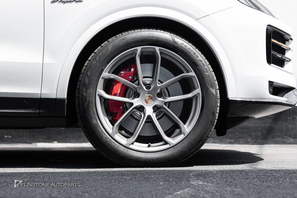 PORSCHE Cayenne 9Y0.2 USUS Autoclave Carbon Fiber Front Lip + USUS Autoclave Carbon Fi
