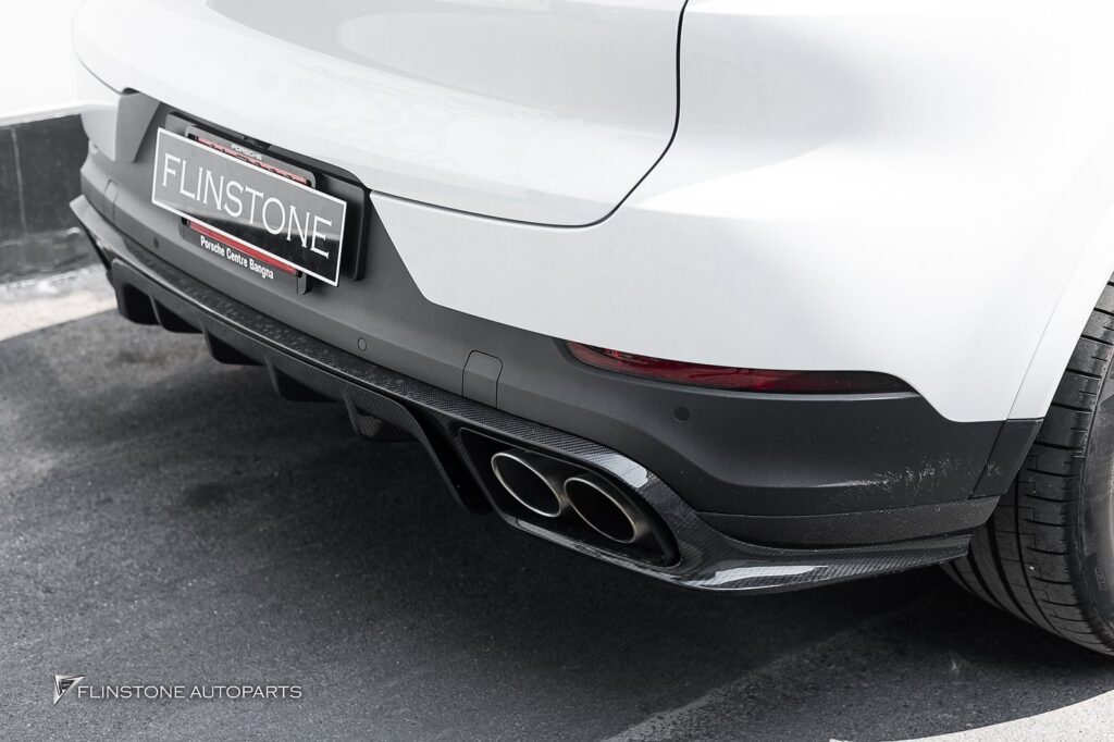 PORSCHE Cayenne 9Y0.2 USUS Autoclave Carbon Fiber Front Lip + USUS Autoclave Carbon Fi