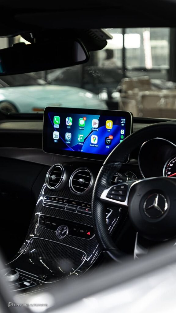 Mercedes-Benz W205 C205 C-Class 2024 accurate navigation: use Google Maps fully
