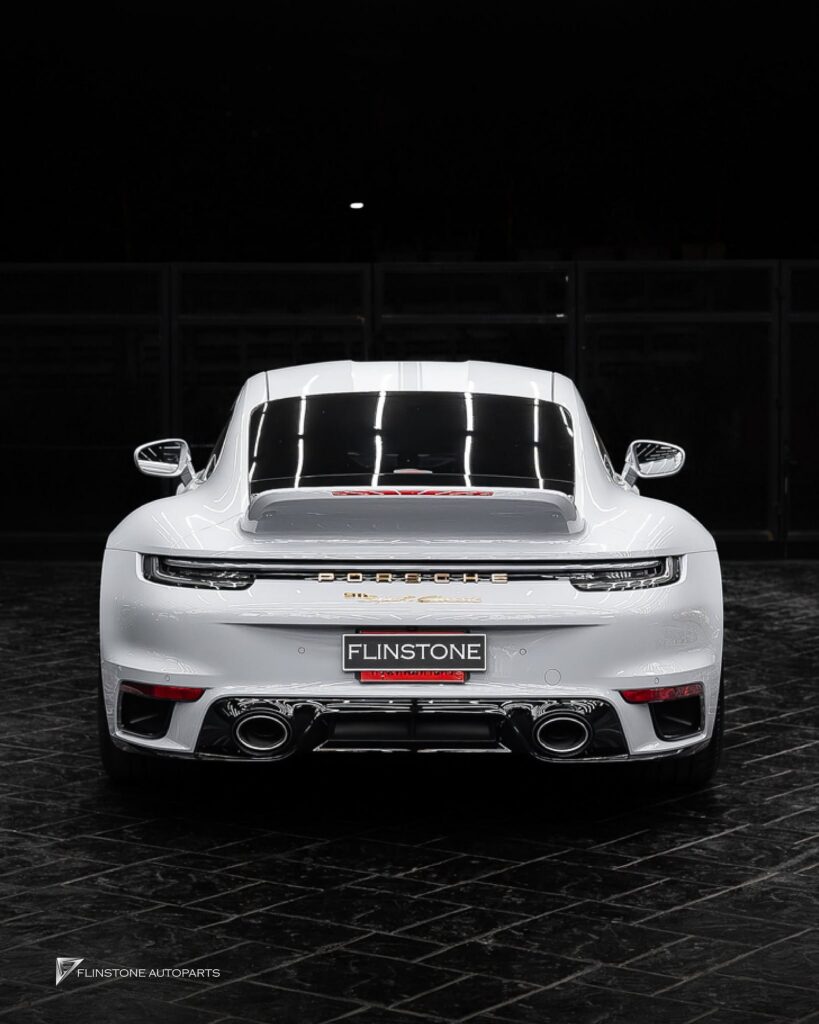 PORSCHE 992 Sport Classic