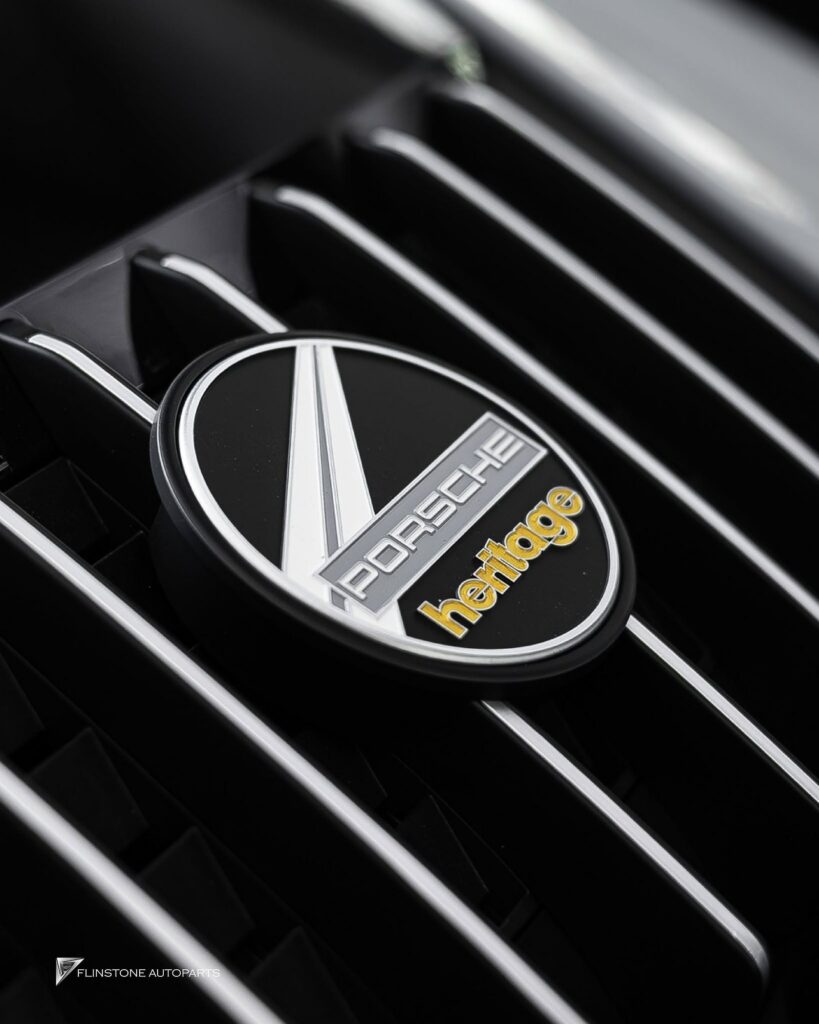 PORSCHE 992 Sport Classic