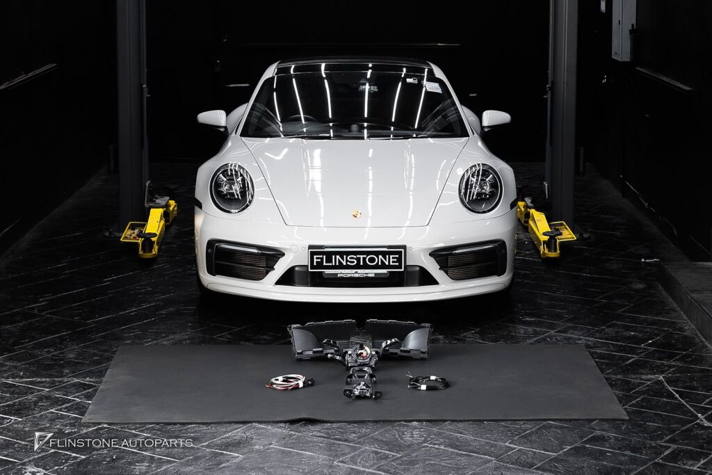 PORSCHE 992 Carrera ลดความเมื่อยล้า: เหมาะอย่างยิ่งสำหรับการขับขี่ทางไกลหรือในช่วงที