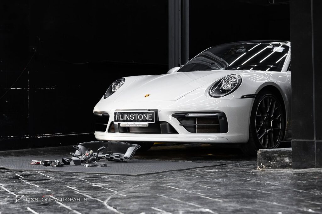 PORSCHE 992 Carrera ลดความเมื่อยล้า: เหมาะอย่างยิ่งสำหรับการขับขี่ทางไกลหรือในช่วงที