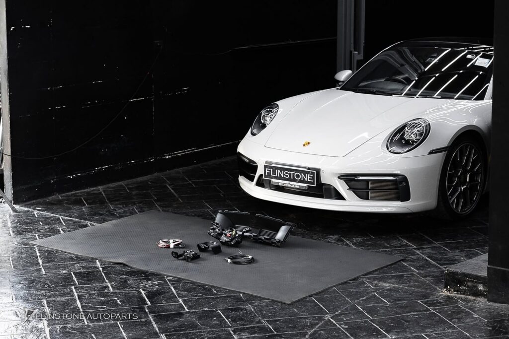 PORSCHE 992 Carrera ลดความเมื่อยล้า: เหมาะอย่างยิ่งสำหรับการขับขี่ทางไกลหรือในช่วงที