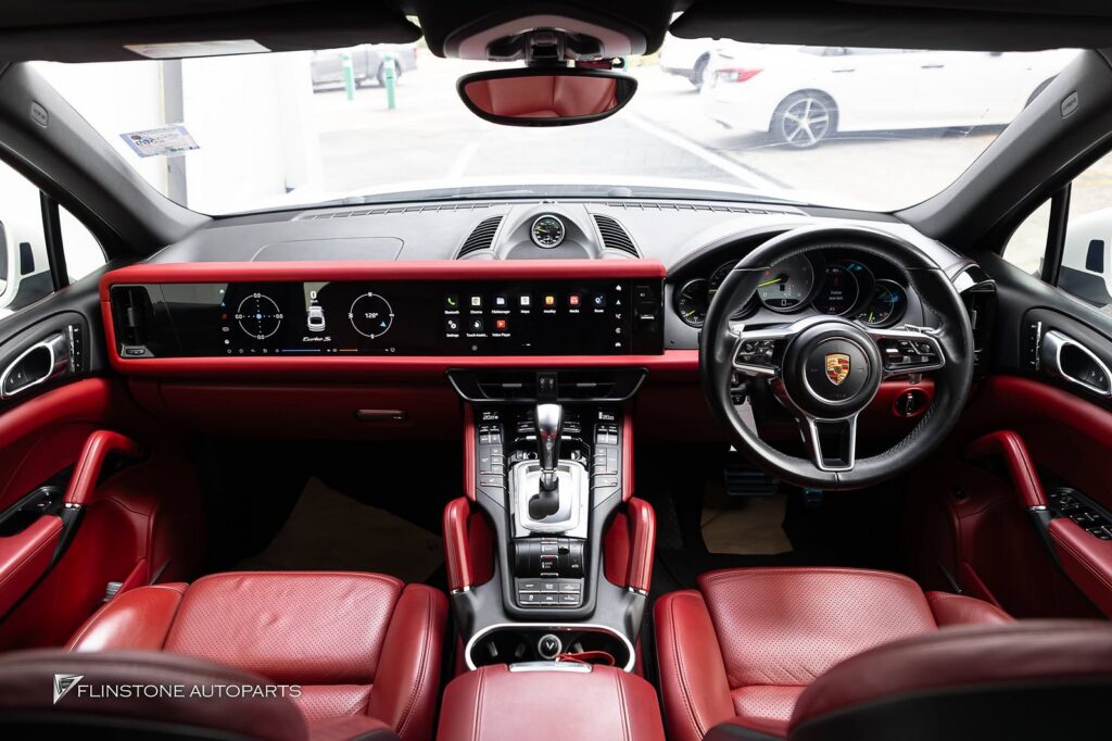 a more advanced interior than anyone else with PORSCHE Cayenne (958) that came in