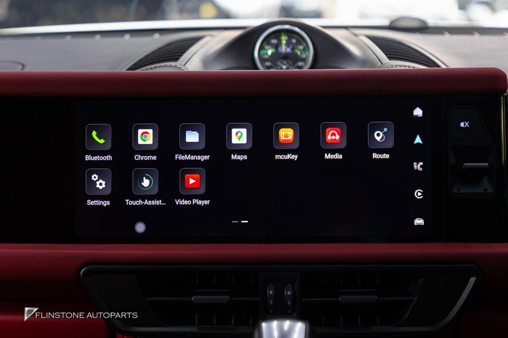 a more advanced interior than anyone else with PORSCHE Cayenne (958) that came in