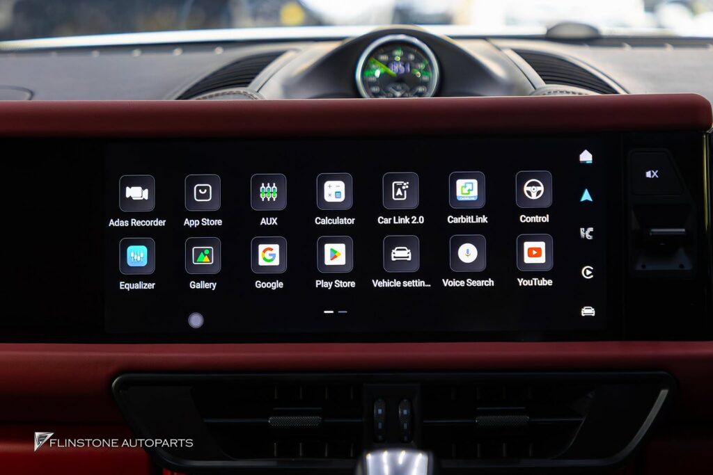 a more advanced interior than anyone else with PORSCHE Cayenne (958) that came in