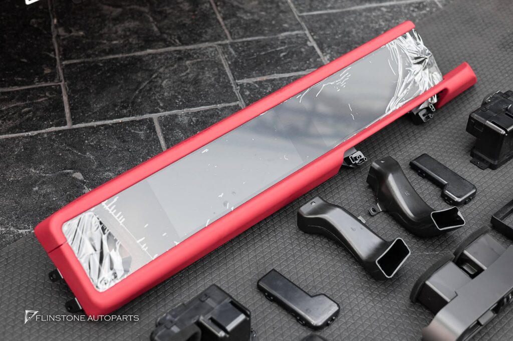 a more advanced interior than anyone else with PORSCHE Cayenne (958) that came in