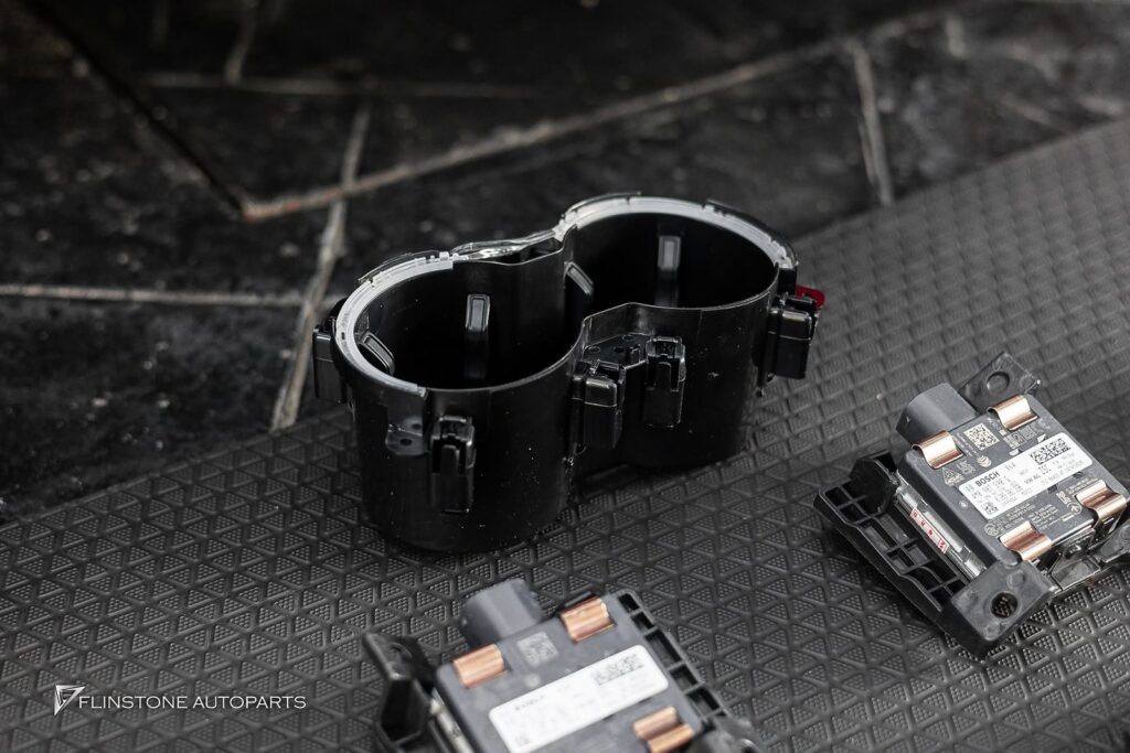 AUDI A5 2024+ ช่วยให้การกะระยะในที่แคบหรือการถอยจอดทำได้ง่ายและปลอดภัยขึ้นมาก