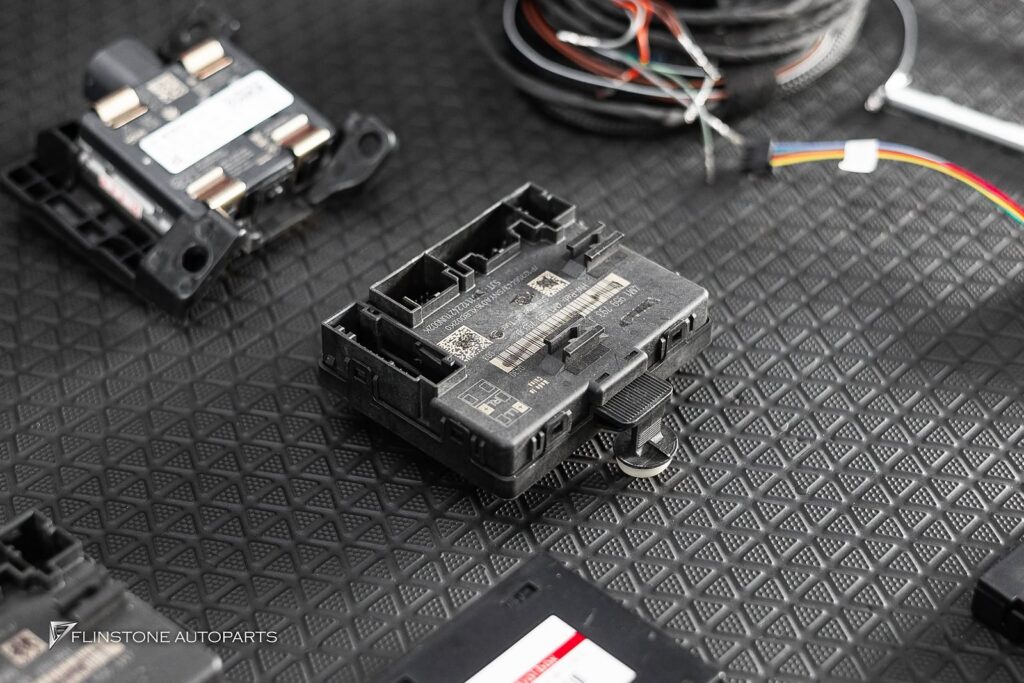 AUDI A5 2024+ ช่วยให้การกะระยะในที่แคบหรือการถอยจอดทำได้ง่ายและปลอดภัยขึ้นมาก