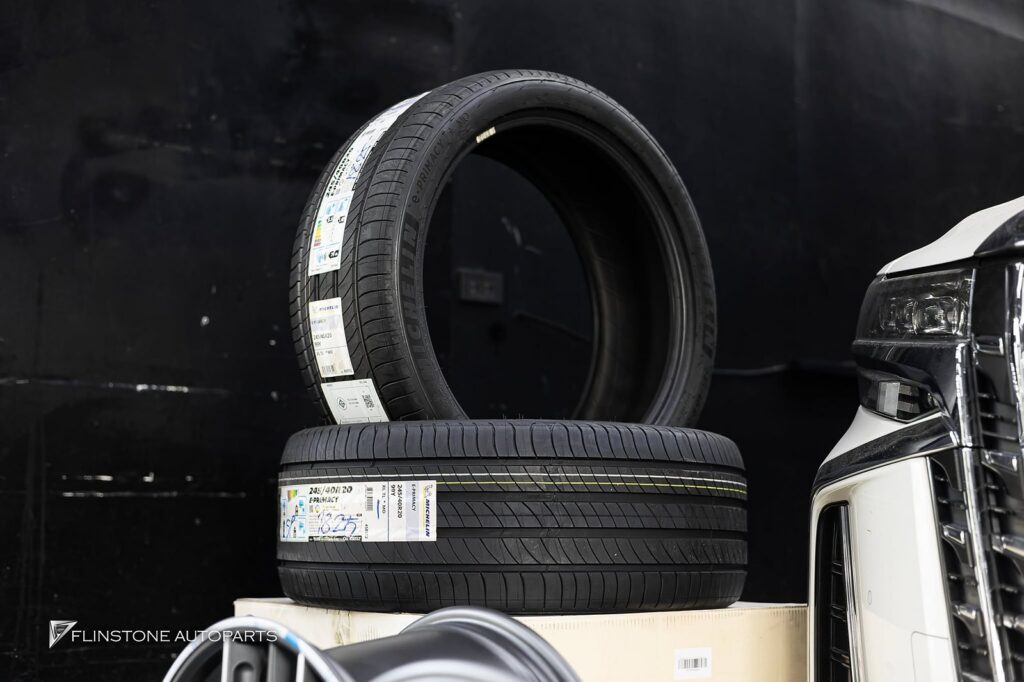 TOYOTA BBS CC-R Design: slim spoke design that is still strong