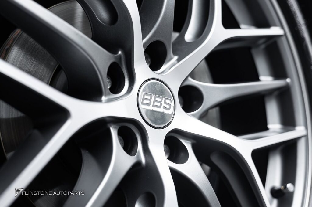 TOYOTA BBS CC-R Design: slim spoke design that is still strong