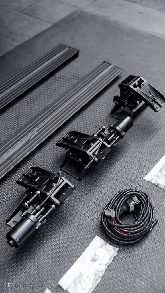 Mercedes-Benz W465 G-Class 2025+ Auto Side Running Board (2026-03-09)